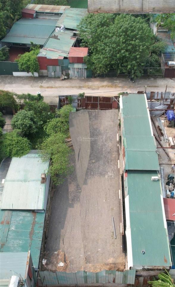 Cho thuê nhà 88m2, đủ đồ lô góc, 2 ngủ, một khách khép kín. đường trước mặt 12m. giá 5,5 triệu/th