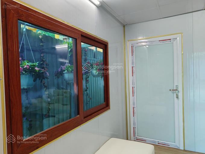 Cho thuê nhà 88m2, đủ đồ lô góc, 2 ngủ, một khách khép kín. đường trước mặt 12m. giá 5,5 triệu/th
