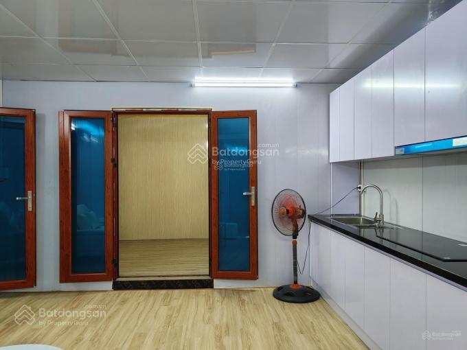 Cho thuê nhà 88m2, đủ đồ lô góc, 2 ngủ, một khách khép kín. đường trước mặt 12m. giá 5,5 triệu/th