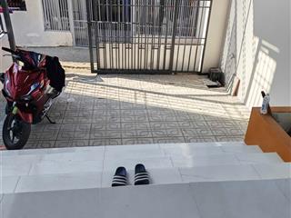 Bán nhà 88m vĩnh hải nha trang  hẻm ô tô nhỏ gần biển  2,8 tỷ