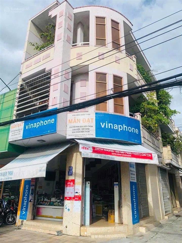 Bán nhà góc 2 mặt tiền ngang 23m đường trường sa chợ bình tân nha trang 3 tầng giá 15,5 tỷ