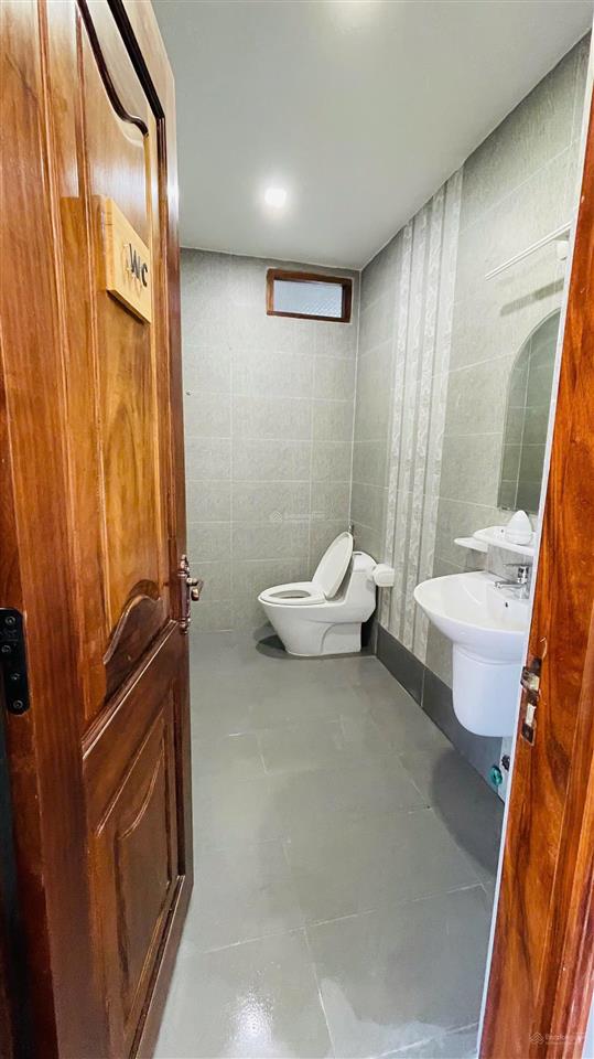 Biệt thự 3 tầng kđt hà quang 2  184m  2 mặt tiền  gần biển