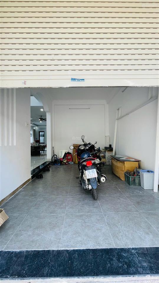 Biệt thự 3 tầng kđt hà quang 2  184m  2 mặt tiền  gần biển