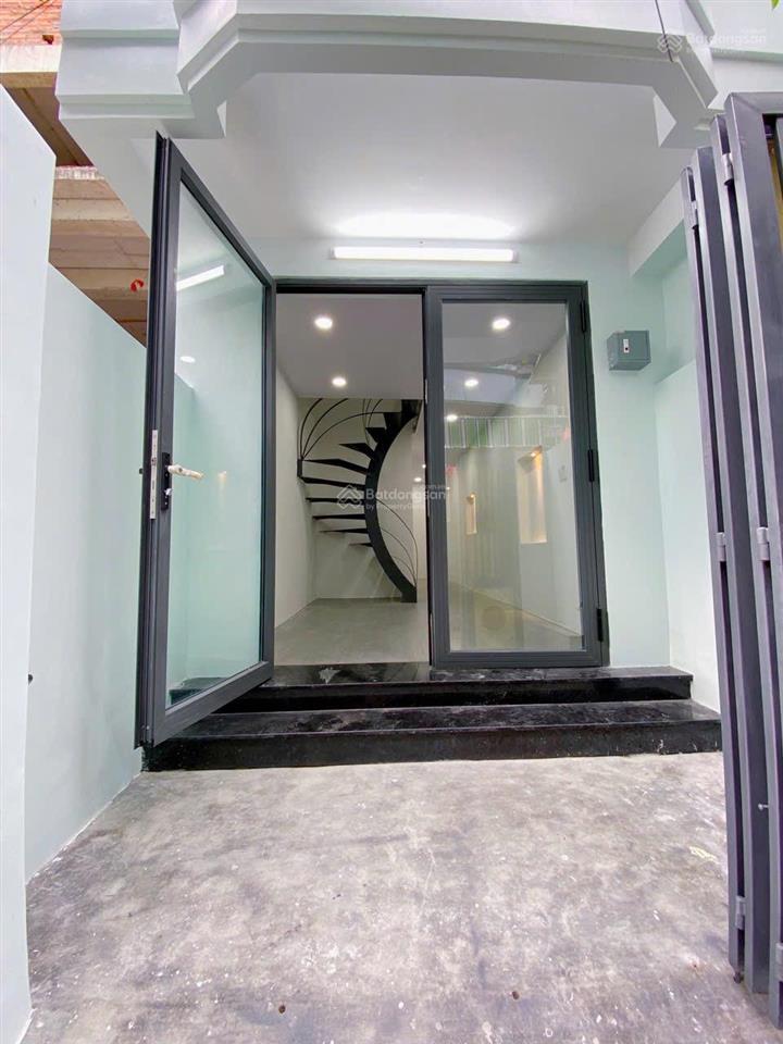 Nhà mới 2 tầng hẻm trần phú vĩnh nguyên, cách biển 30m 2,95 tỷ giá tốt