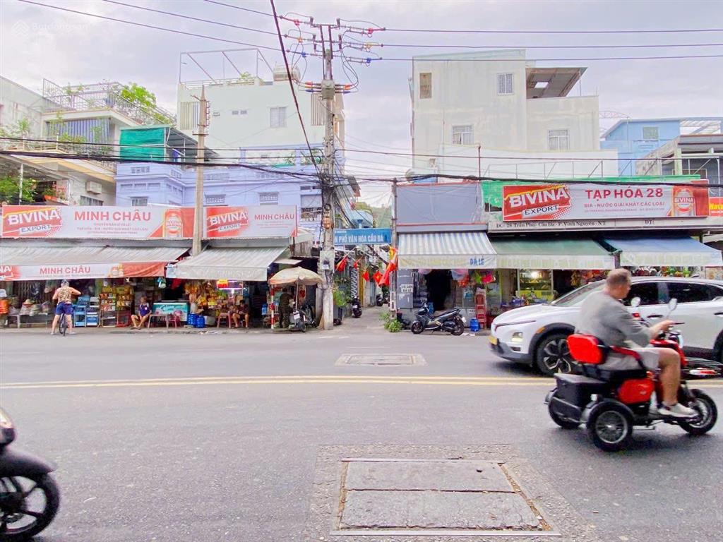 Nhà mới 2 tầng hẻm trần phú vĩnh nguyên, cách biển 30m 2,95 tỷ giá tốt