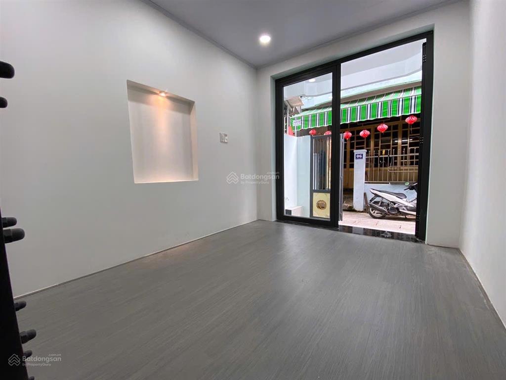 Nhà mới 2 tầng hẻm trần phú vĩnh nguyên, cách biển 30m 2,95 tỷ giá tốt