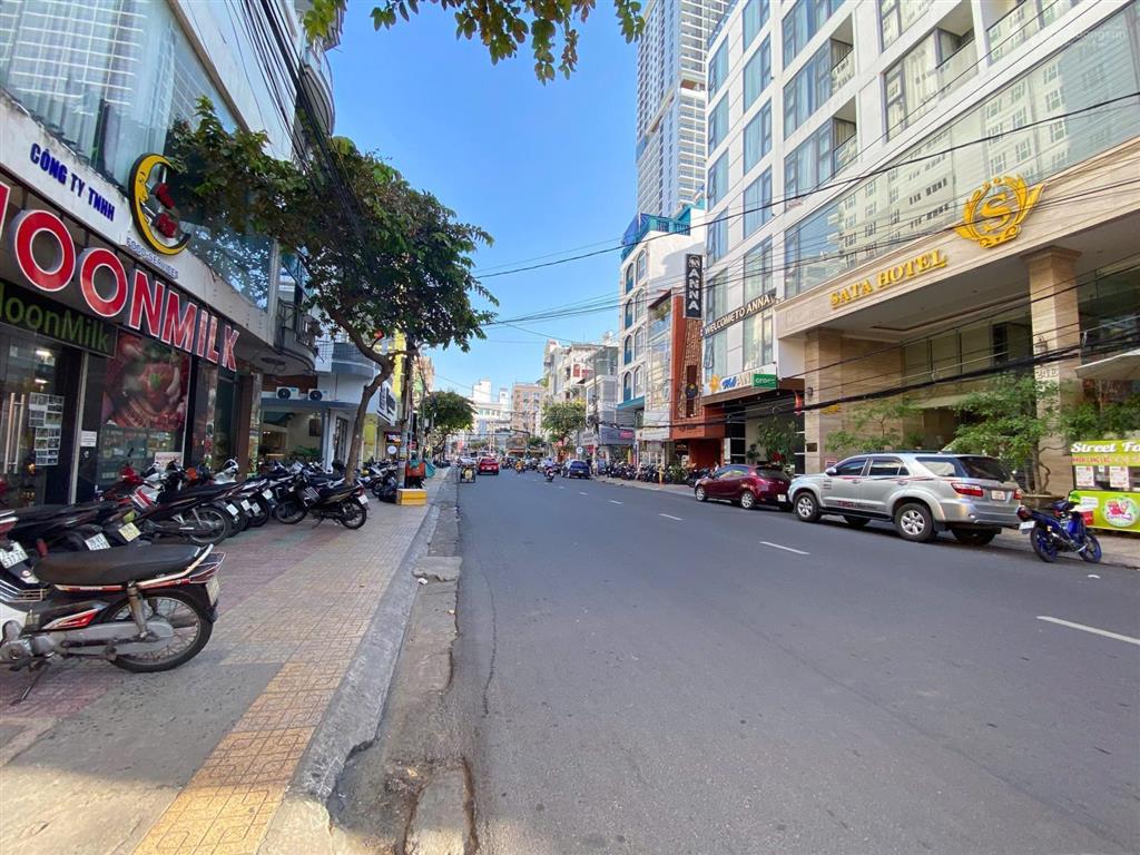 Đất vàng phố tây nha trang 2 mặt tiền nguyễn thiện thuật giá tốt