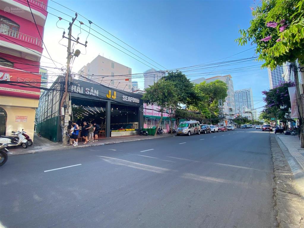 Đất vàng phố tây nha trang 2 mặt tiền nguyễn thiện thuật giá tốt