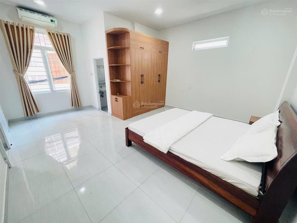 Nhà 3 tầng tt nha trang cách biển vài phút hẻm xe hơi yersin