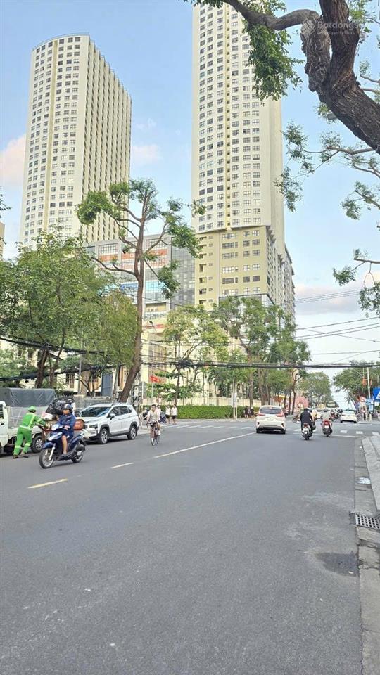 Bán toà nhà 7 tầng 32p tt lộc thọ nha trang gần biển sẵn dòng tiền khai thác giá tốt