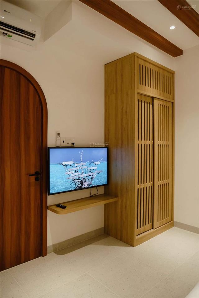 Cho thuê villa sân vườn gần biển ba làng nha trang