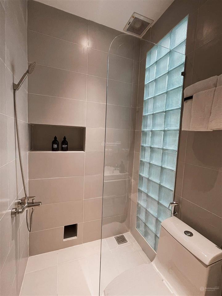 Cho thuê villa sân vườn gần biển ba làng nha trang
