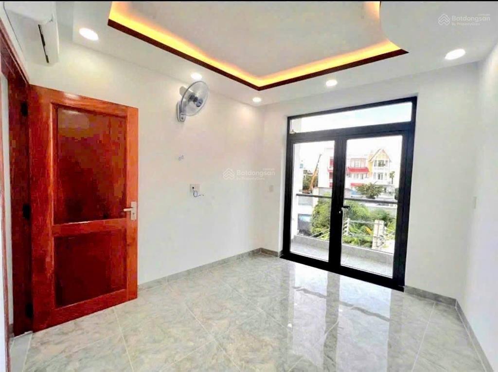 Bán nhà đẹp mới đẹp phước long 3 tầng hẻm ô tô full nội thất giá tốt