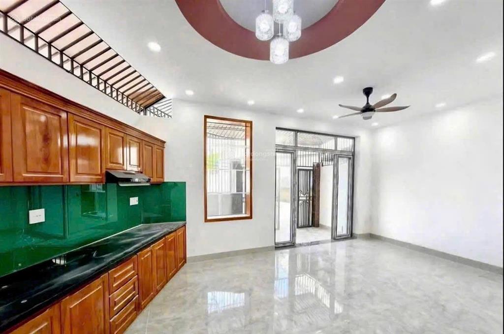 Bán nhà đẹp mới đẹp phước long 3 tầng hẻm ô tô full nội thất giá tốt