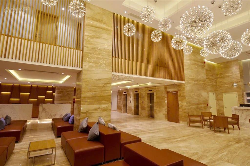 Siêu phẩm khách sạn 4* tttp nha trang khu phố tây sầm uất lượng khách ổn định