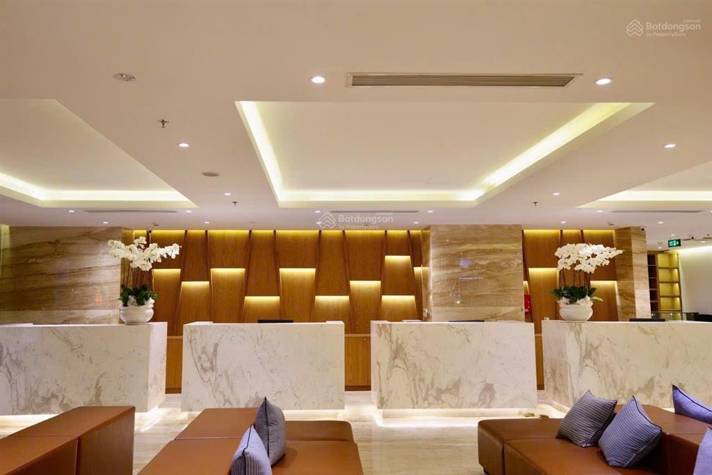 Siêu phẩm khách sạn 4* tttp nha trang khu phố tây sầm uất lượng khách ổn định