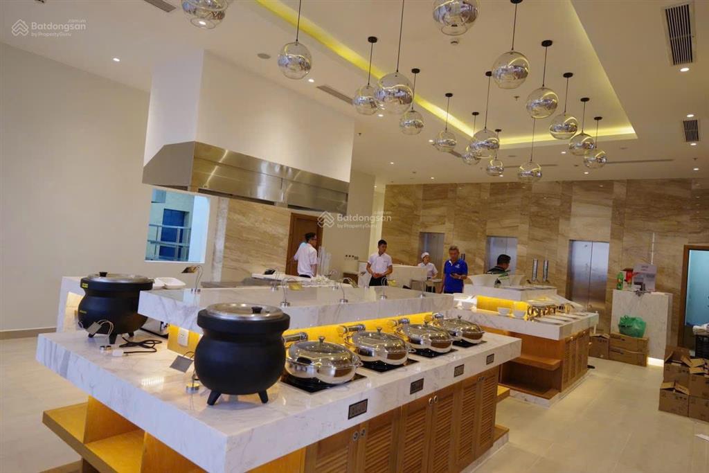 Siêu phẩm khách sạn 4* tttp nha trang khu phố tây sầm uất lượng khách ổn định