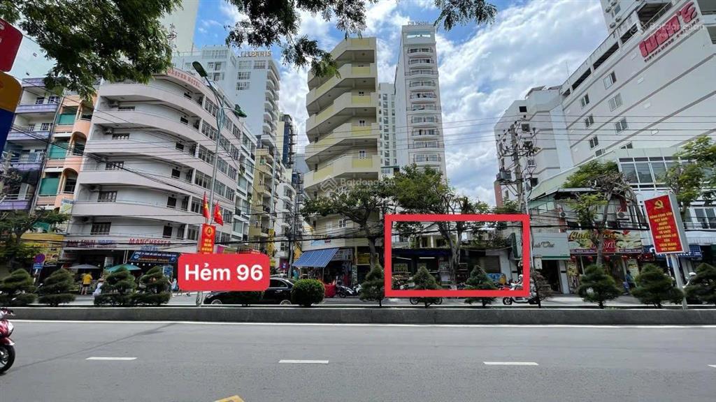 Quỹ đất lớn hiếm xây khách sạn view biển khu 96 trần phú nha trang