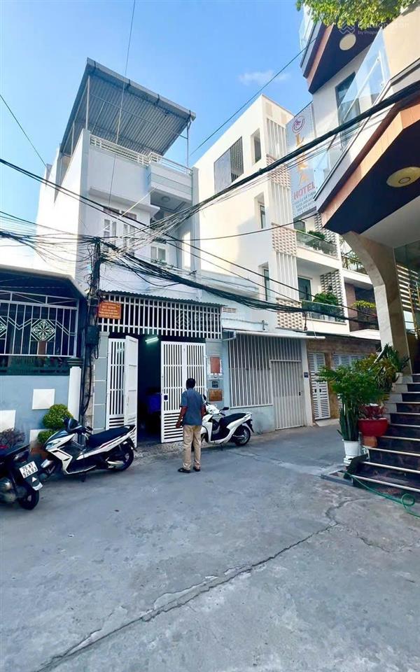 Bán nhà 3 tầng ngay vòng xoay hoàng diệu nha trang cách biển trần phú 100m