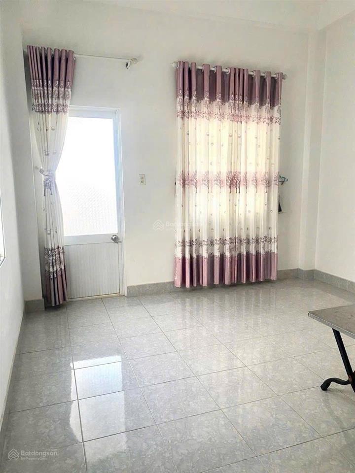 Bán nhà 3 tầng ngay vòng xoay hoàng diệu nha trang cách biển trần phú 100m