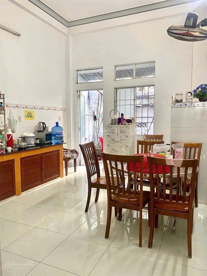 Bán nhà 3 tầng ngay vòng xoay hoàng diệu nha trang cách biển trần phú 100m