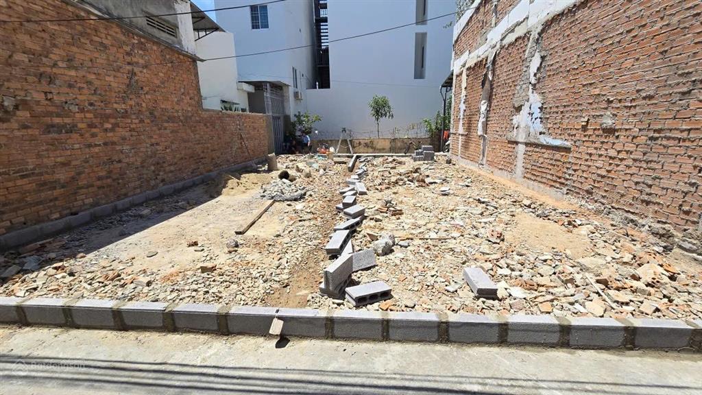 Bán lô đất hẻm 45/5 lương thế vinh phước long nha trang gần biển giá 2,95 tỷ/lô