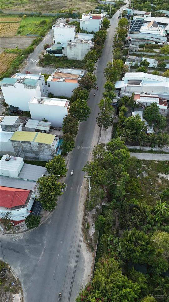 Bán lô đất đẹp cách đường chính thái khang ngay ngã 3 phước đồng vị trí đẹp