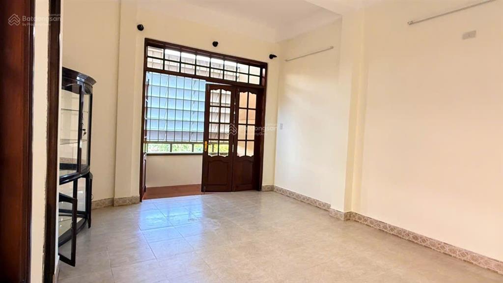 Bán nhà căn góc 2 mặt tiền đường trường sa ngay chợ bình tân nha trang vị trí vàng kinh doanh