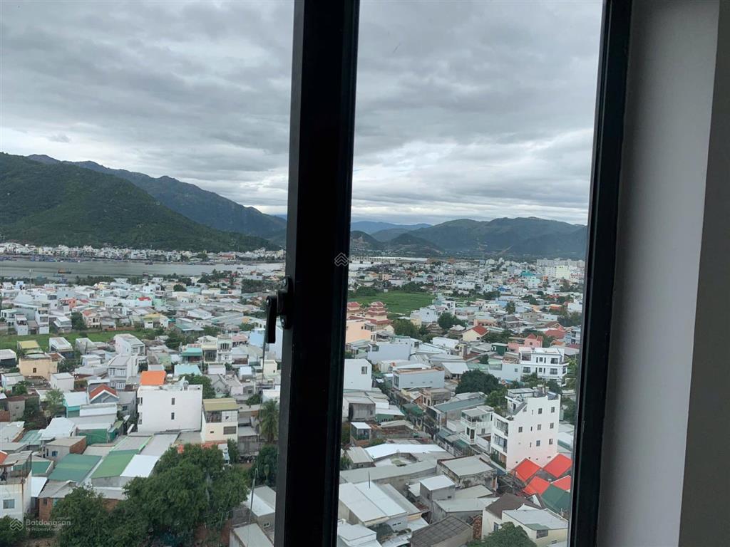 Bán căn góc 2 ban công view sông & biển chỉ 2 tỷ 430