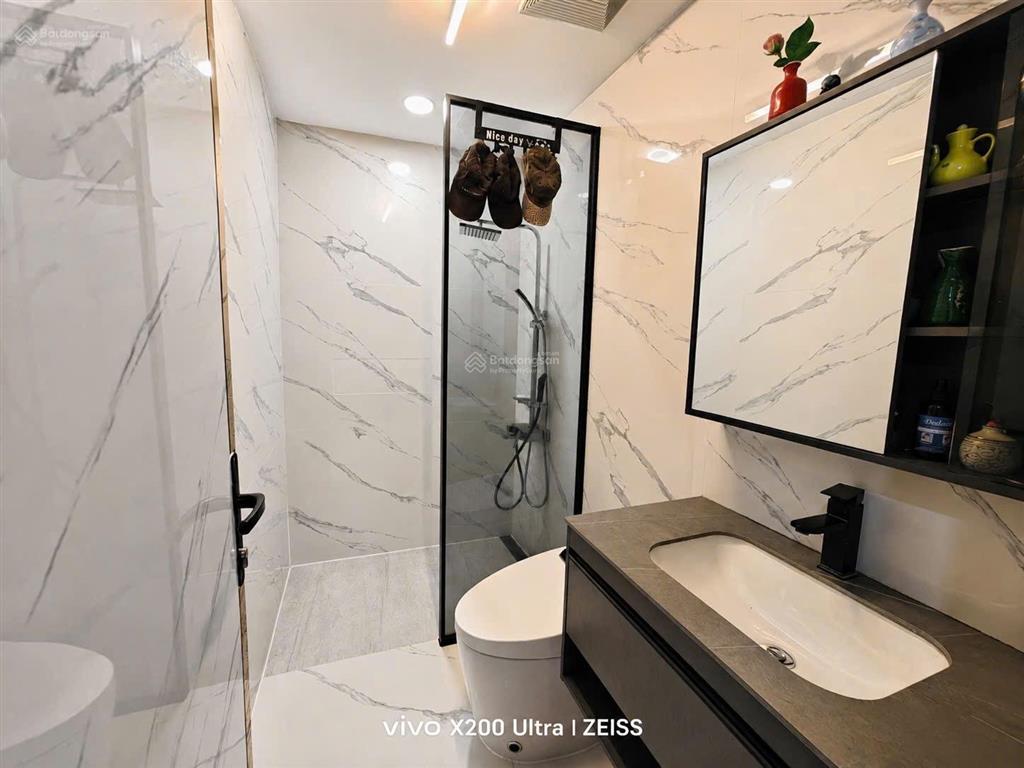 Bán căn chung cư ph view sông full nội thất sịn sổ sẵn sang tên