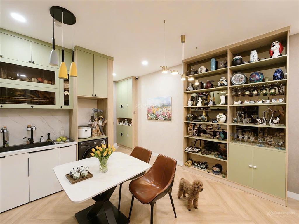 Bán căn chung cư ph view sông full nội thất sịn sổ sẵn sang tên
