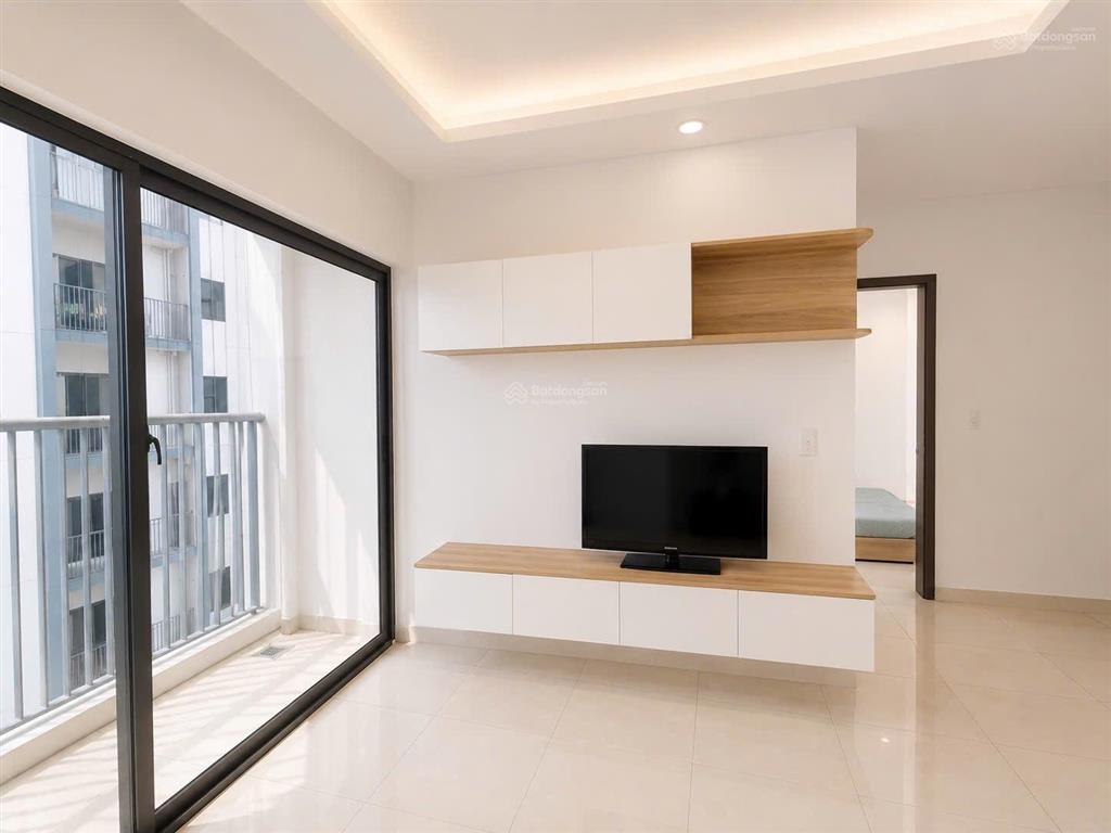 Bán căn chung cư ph giá rẻ 2 tỷ nội thất cơ bản sổ sang tên