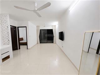 Bán căn chung cư ph giá rẻ 2 tỷ nội thất cơ bản sổ sang tên