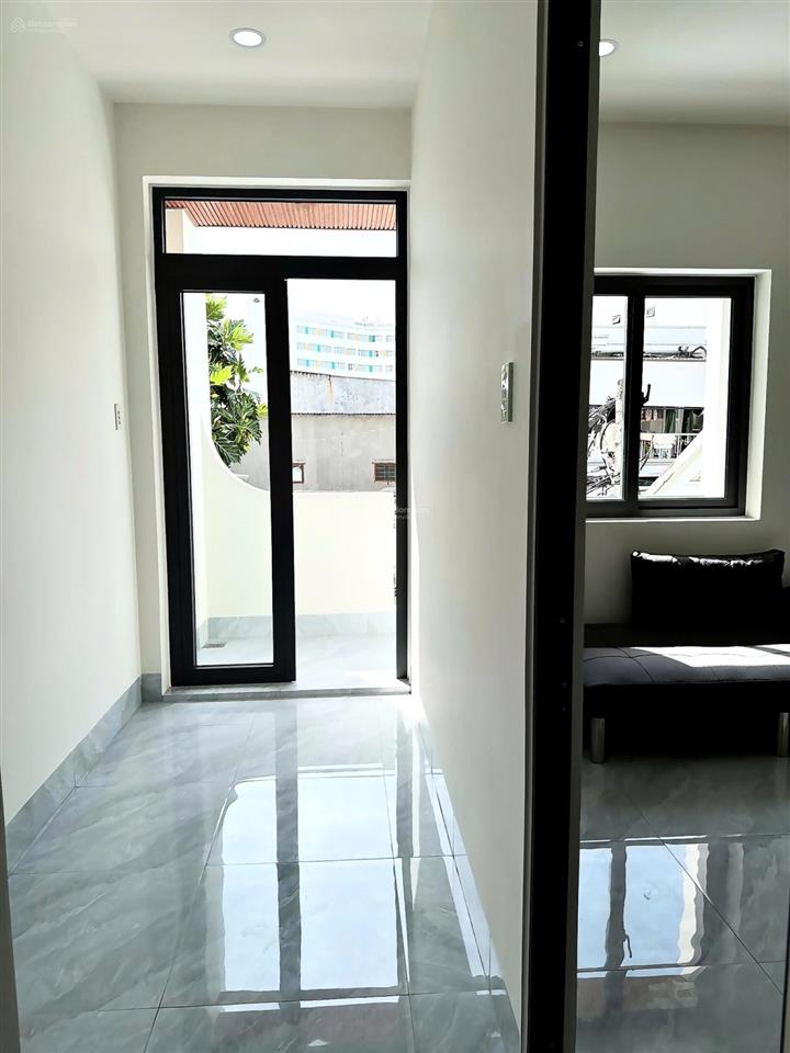 Bán căn nhà mới 2 tầng full nội thất cách đường trần phú 10m giá tốt