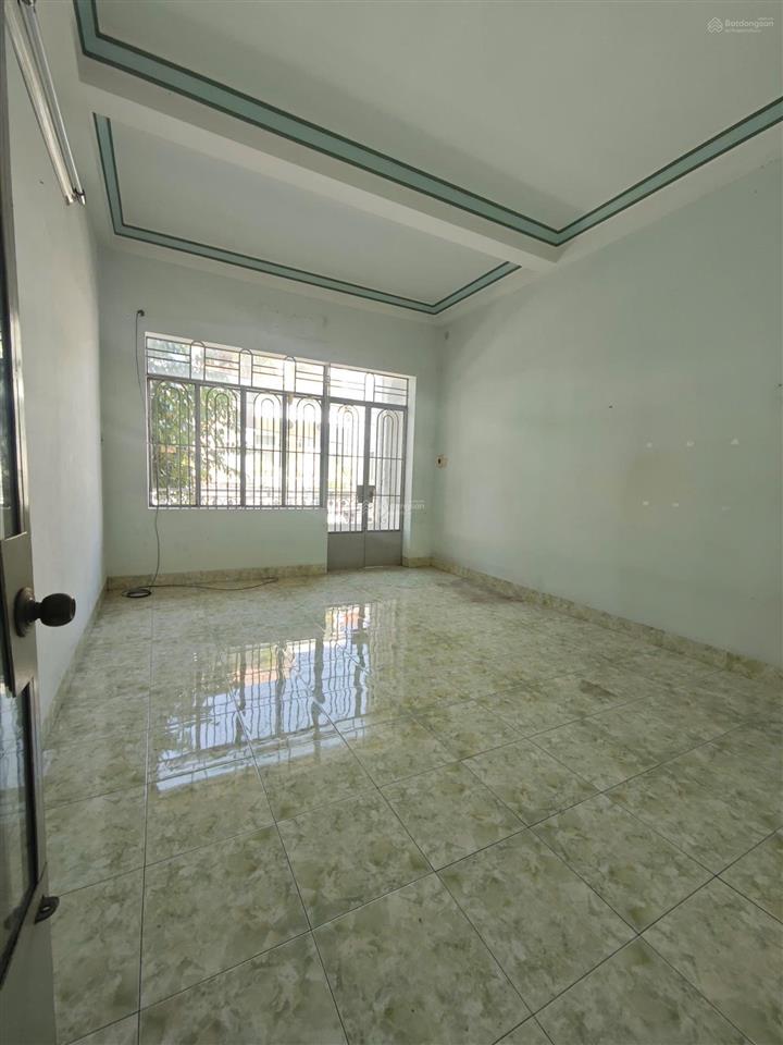 Bán nhà 3 tầng mặt tiền nguyễn khanh gần siêu thị coopmart nha trang giá tốt 8,5 tỷ