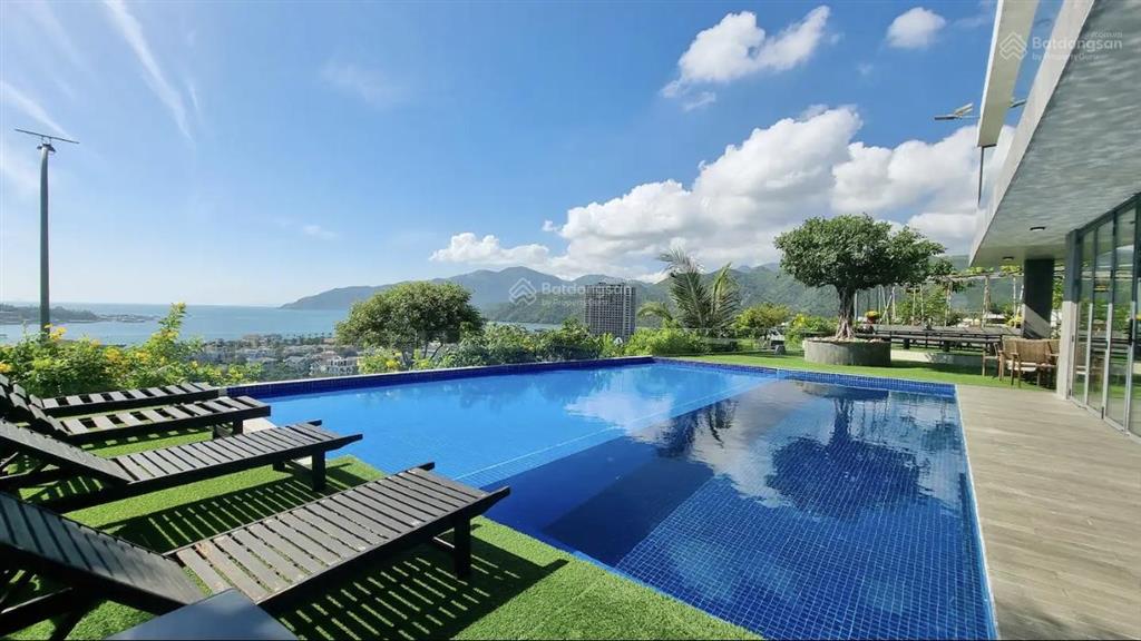 Bán căn biệt thự anh nguyễn view biển trọn vịnh nha trang