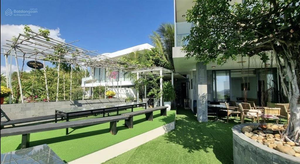 Bán căn biệt thự anh nguyễn view biển trọn vịnh nha trang