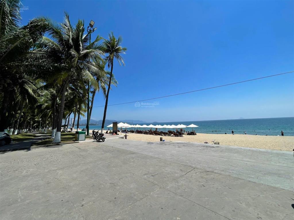 Bán nhà mặt tiền nguyễn chánh lộc thọ trung tâm nha trang, cách biển 300m vị trí vàng