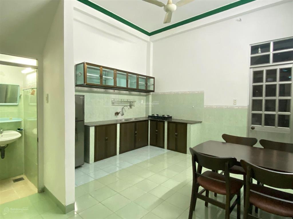 Bán nhà 4 tầng hẻm 120 nguyễn thiện thuật phố tây trung tâm nha trang chỉ 7,5 tỷ