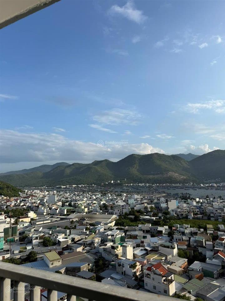 Đẹp từ view đến nội thất căn hộ ph 2pn sổ đỏ lâu dài chỉ 2,38 tỷ