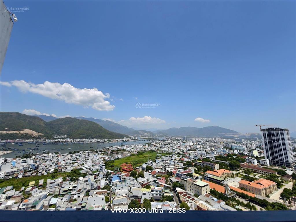 Bán căn góc tầng cao view biển & view sông hòn rớ cực đẹp 2,39 tỷ