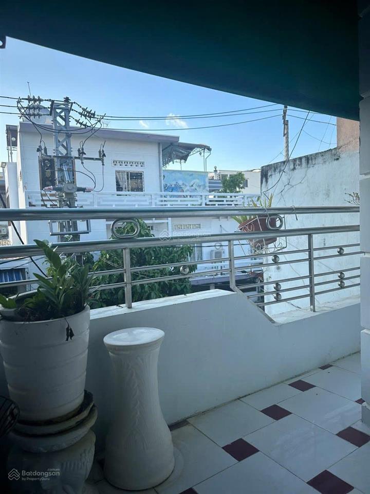 Bán nhà mặt tiền đường trần bình trọng trung tâm nha trang chỉ 8,2 tỷ mặt tiền kinh doanh