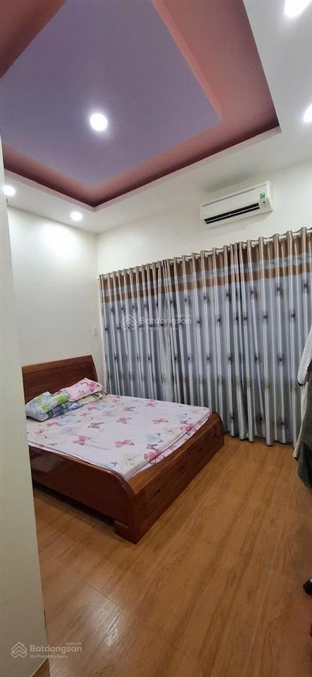 Bán nhà quang trung ngang hiếm 7,9m, hẻm ô tô, trung tâm thành phố nha trang