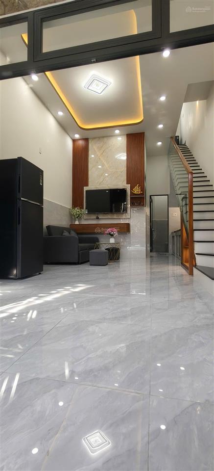 Hạ giá giảm sâu chỉ 4 tỷ nhà hẻm trần phú 2 tầng mới full nội thất hoàn công
