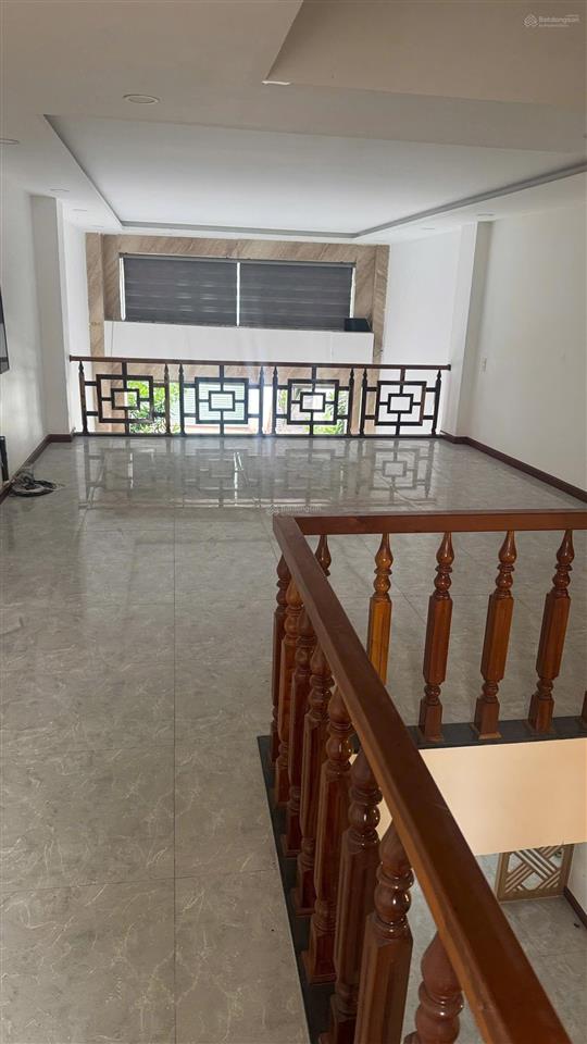 Ngộp cắt lỗ 500 triệu nhà 5 tầng chỉ 7 tỷ, không có căn thứ 2 trường sơn, nha trang