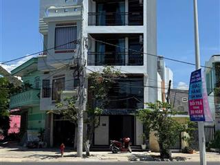 Bán tòa nhà 6 tầng mặt tiền phạm văn đồng nha trang view biển dòng tiền 32tr/tháng