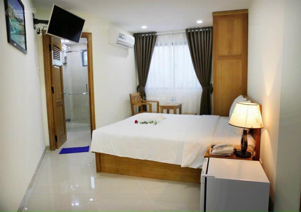 Bán khách sạn 19 phòng lê thanh nghị nha trang dòng tiền 80tr/tháng chỉ 15,8 tỷ