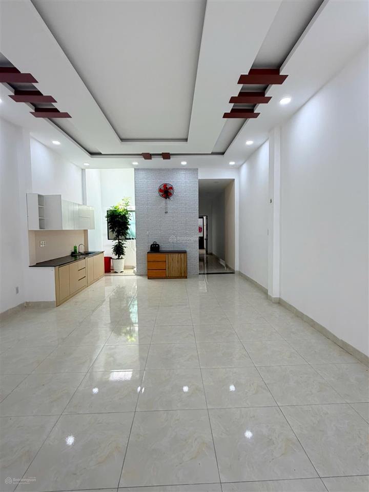 Bán nhà đất 136m2 sát kđt vcn phước long  có nhà  chỉ 6,99 tỷ