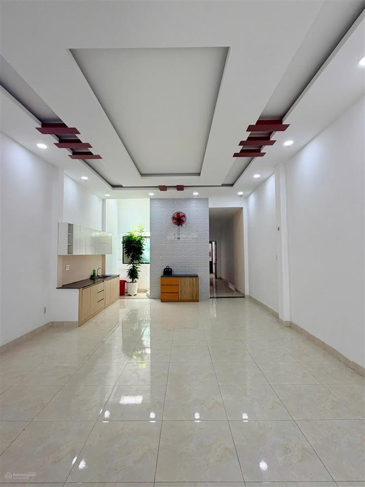 Bán nhà đất 136m2 sát kđt vcn phước long  có nhà  chỉ 6,99 tỷ