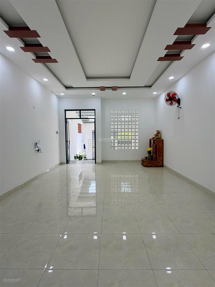 Bán nhà đất 136m2 sát kđt vcn phước long  có nhà  chỉ 6,99 tỷ